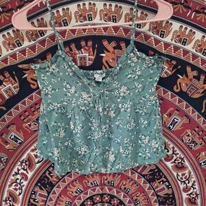 American Eagle Cropped Floral Tank Top